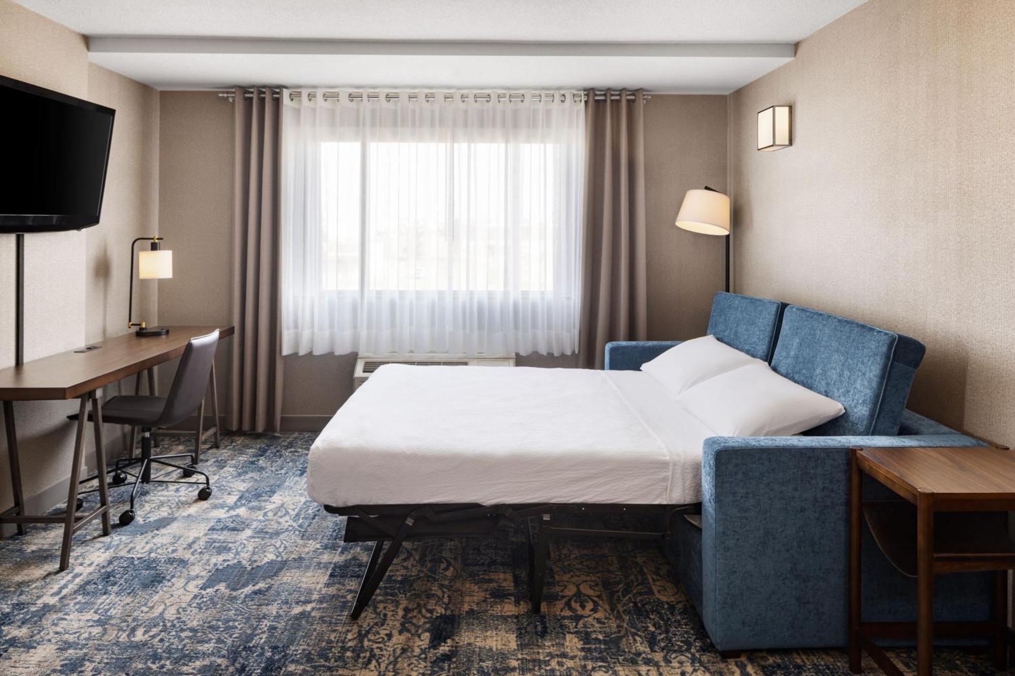 Four Points By Sheraton Edmonton South Buitenkant foto