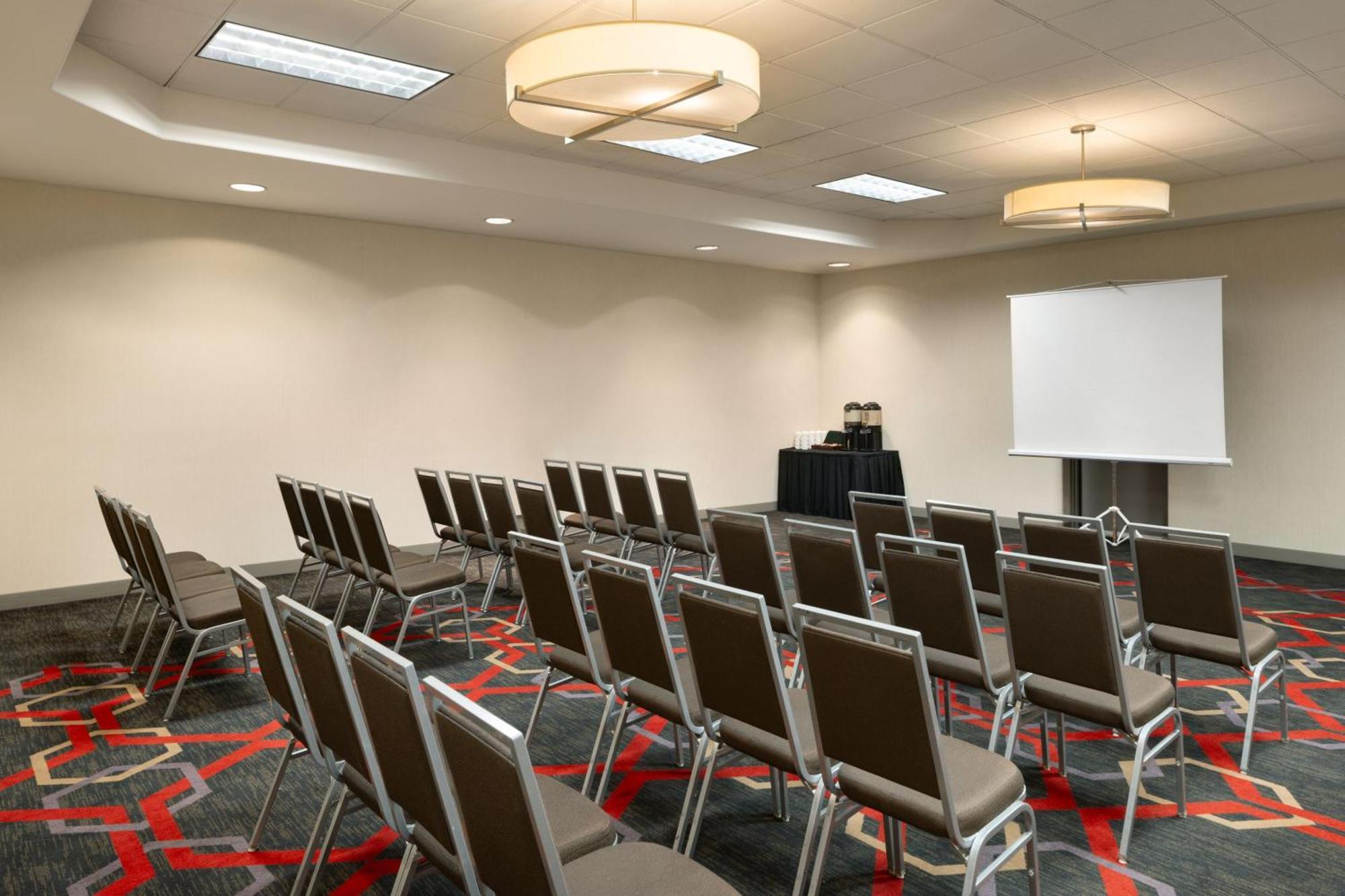 Four Points By Sheraton Edmonton South Buitenkant foto