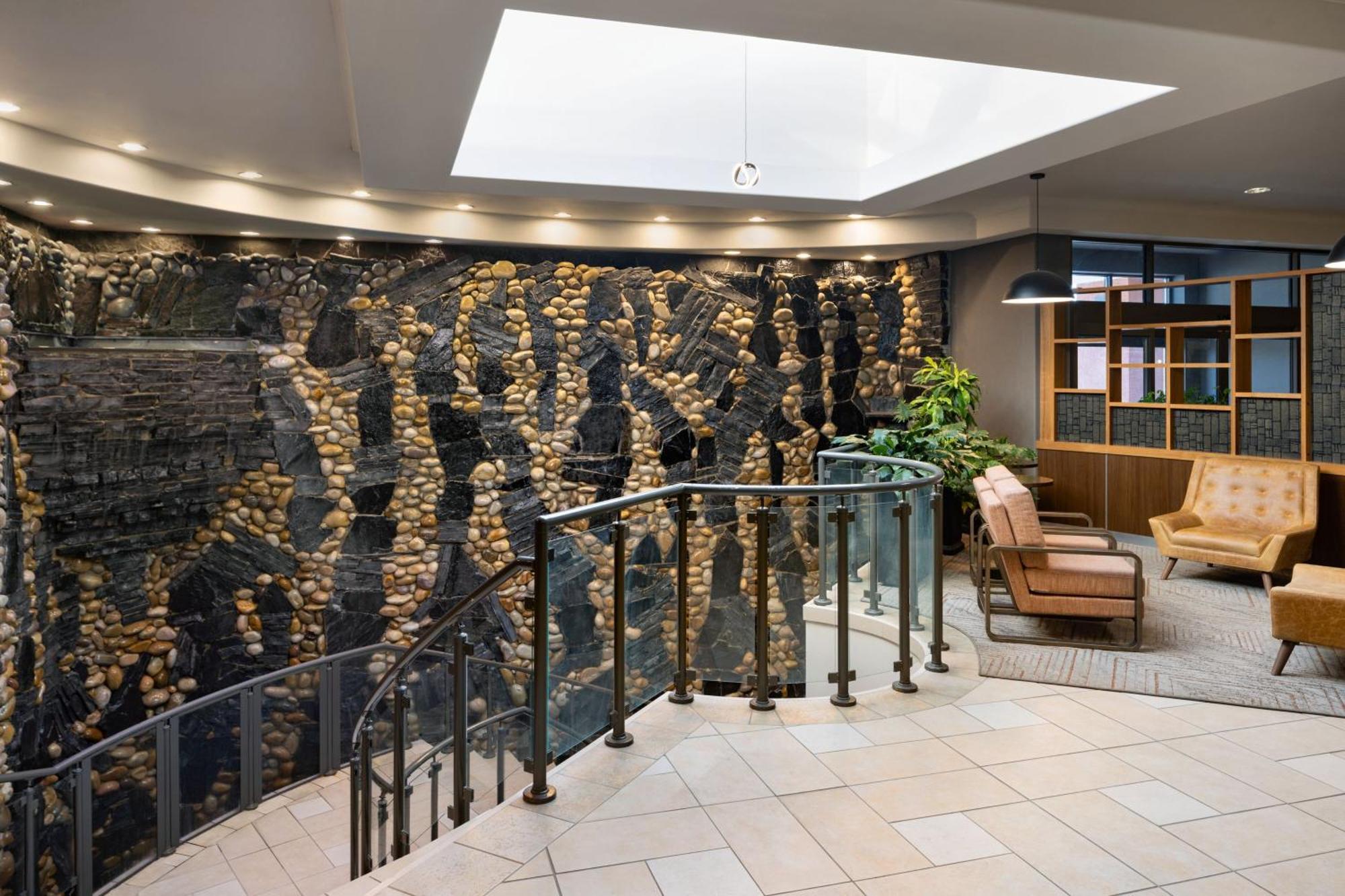 Four Points By Sheraton Edmonton South Buitenkant foto