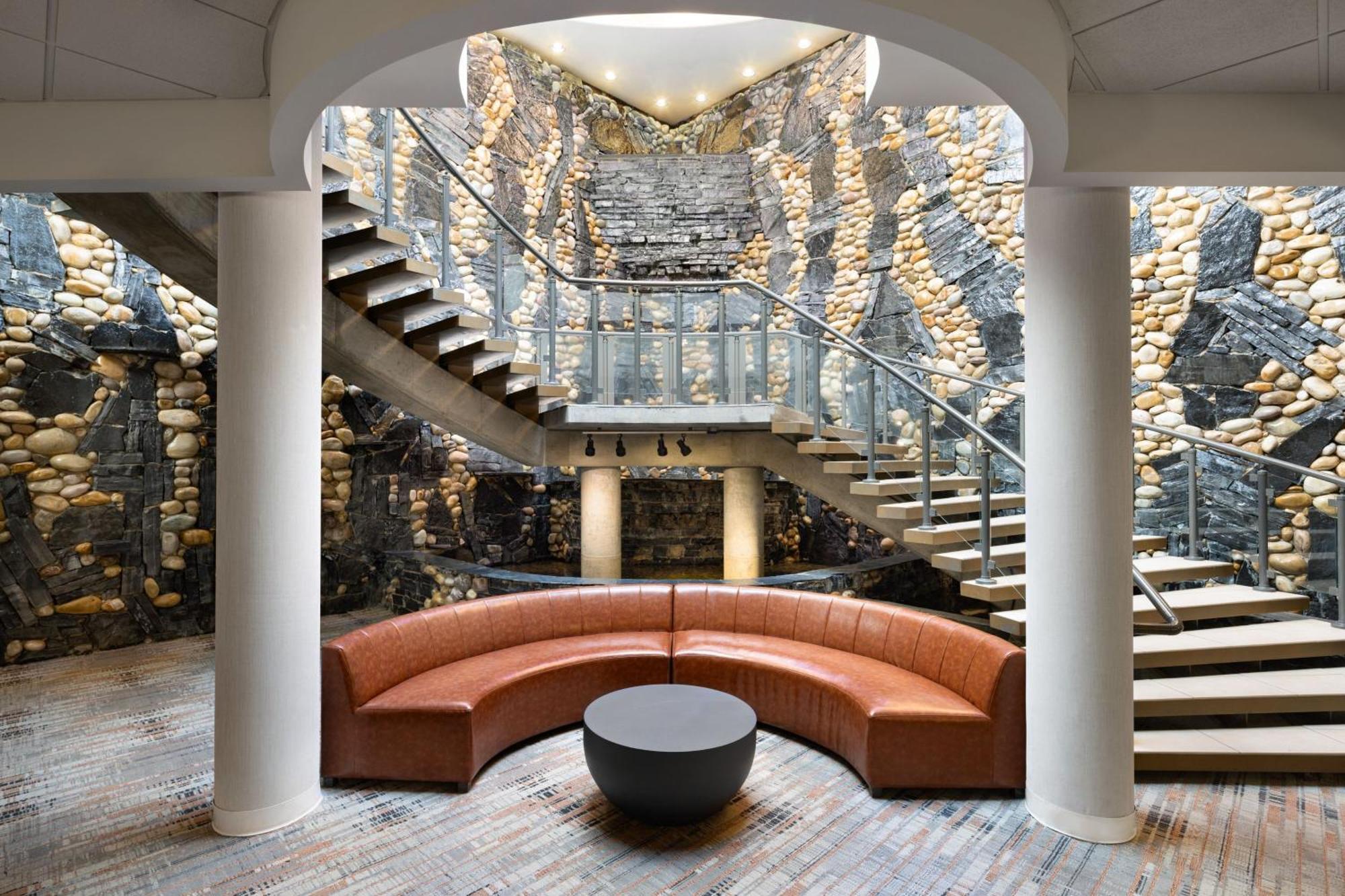 Four Points By Sheraton Edmonton South Buitenkant foto