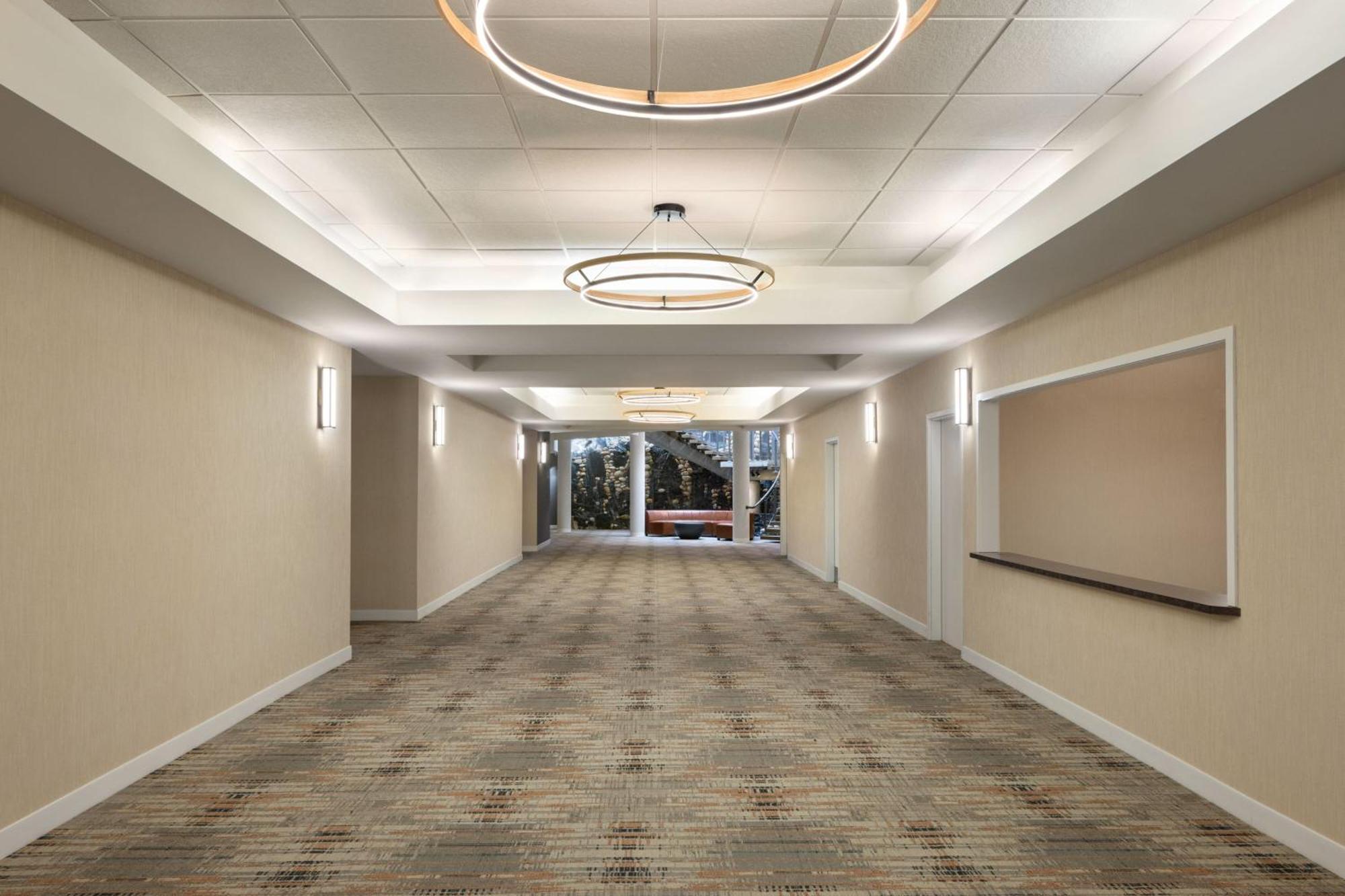 Four Points By Sheraton Edmonton South Buitenkant foto