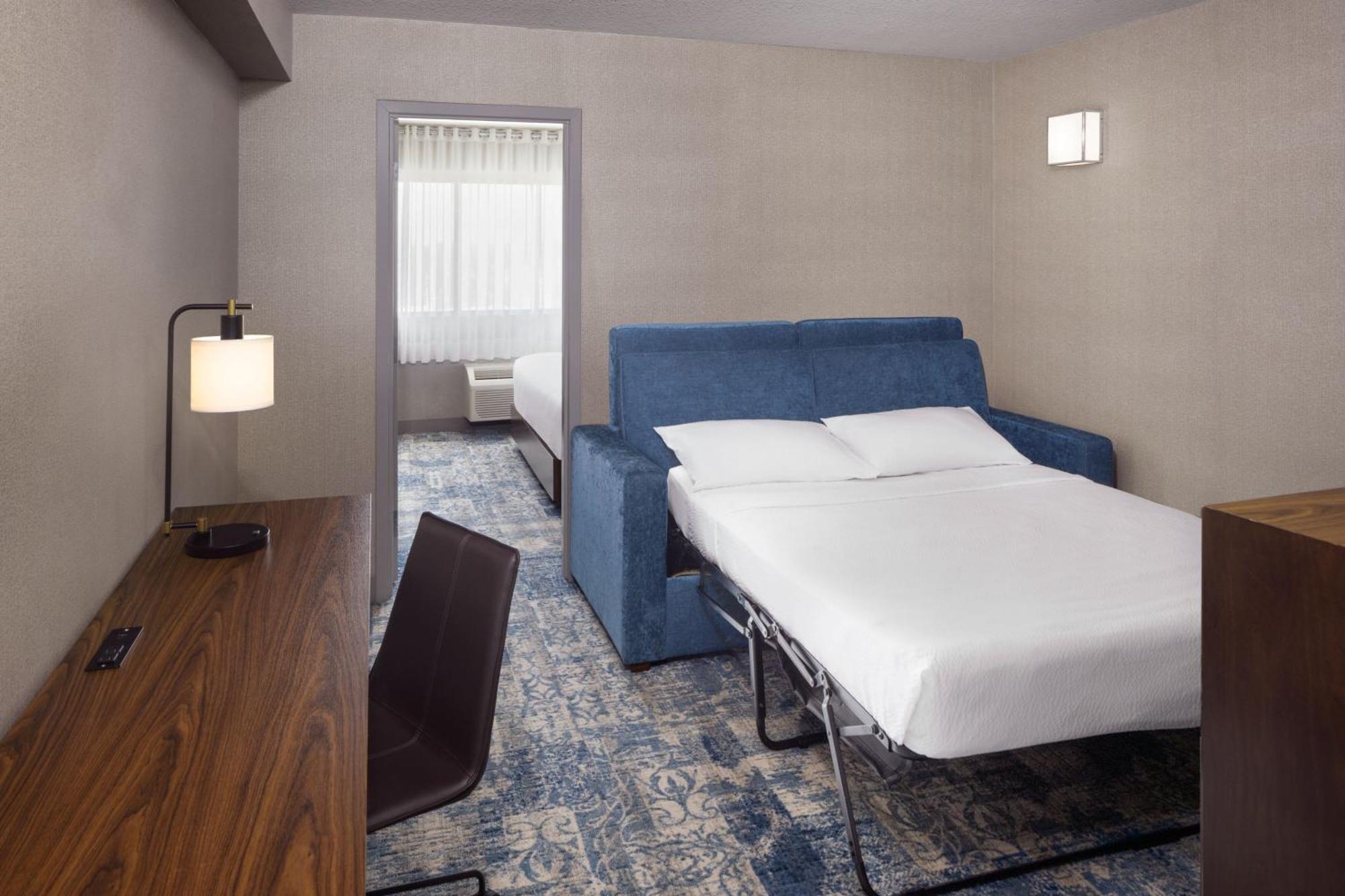 Four Points By Sheraton Edmonton South Buitenkant foto